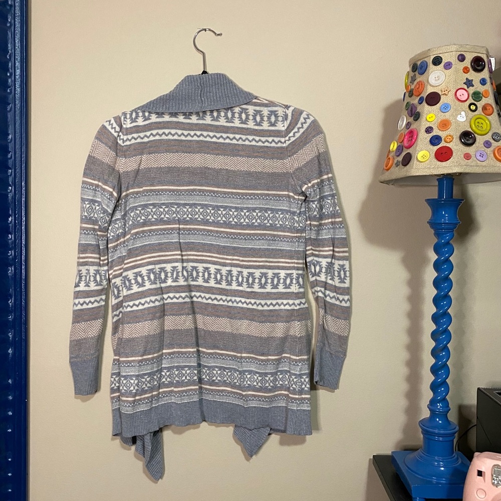 Maurices Aztec pattern cardigan - Picture 2 of 4